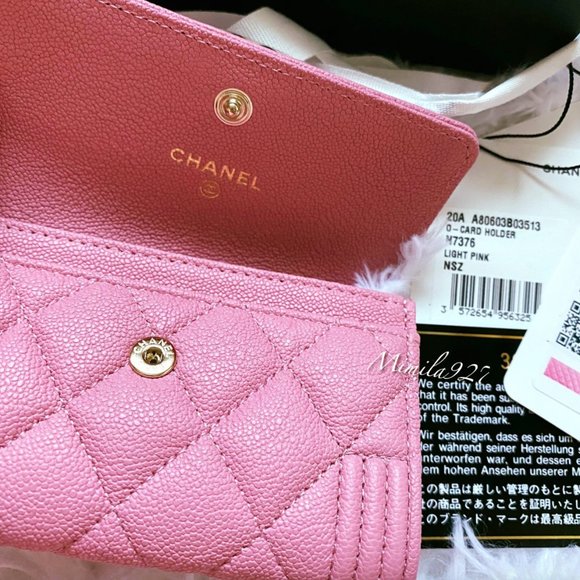 Chanel card holder Pink & gold boy style 100% Auth - Picture 7 of 8